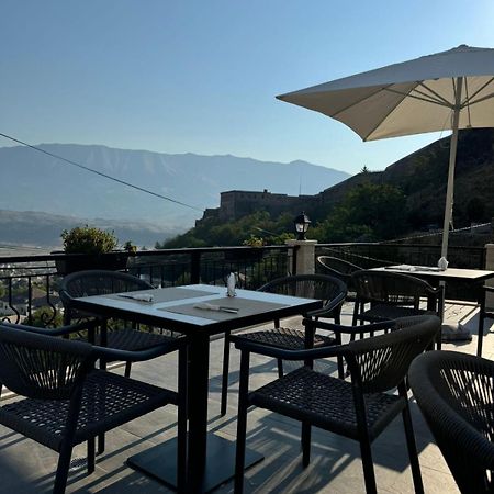 Hotel With Castle View Gjirokastër Exterior foto