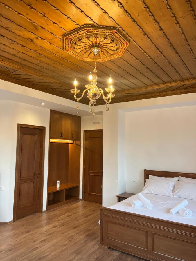 Hotel With Castle View Gjirokastër Exterior foto