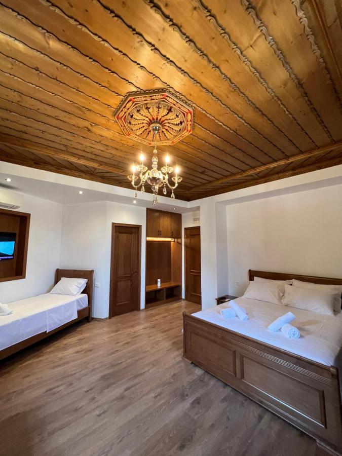 Hotel With Castle View Gjirokastër Exterior foto